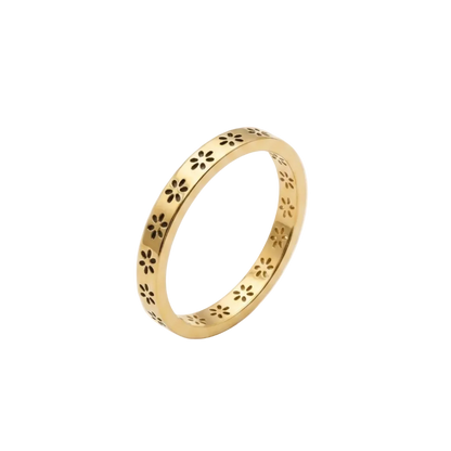Fleur Whisper Band Ring