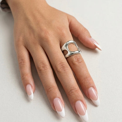 Sculpta Fluid Ring