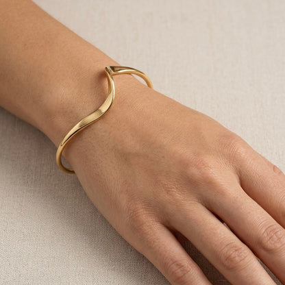 Wave Cuff