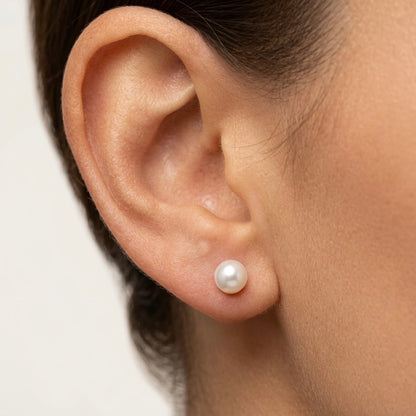 Elara Pearl Stud Earrings