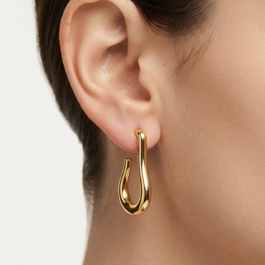 Aurelia Sculpted Hoop Earrings