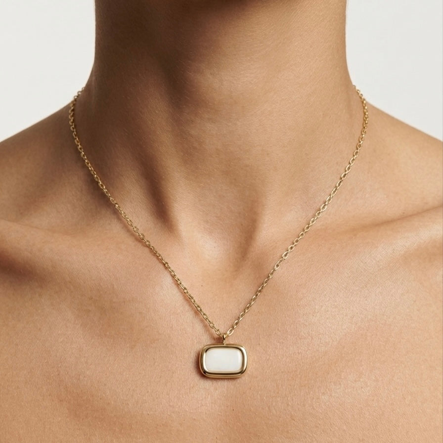 White Link Pendant Necklace