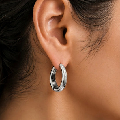 Monroe Chunky Huggie Earrings