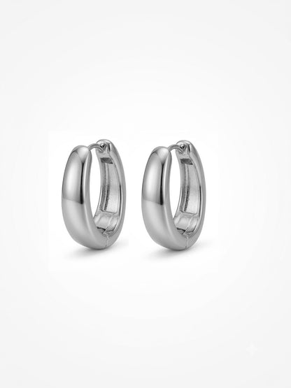 Monroe Chunky Huggie Earrings